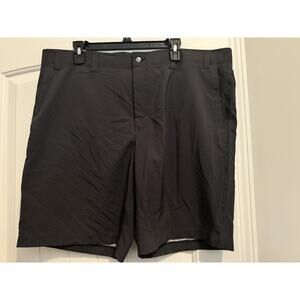 Callaway Stretch active Waistband Shorts Sz 40 Black with stripes New With Tags